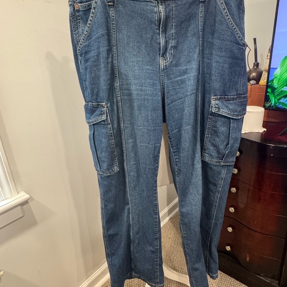 Gap 90’s Loose Cargo Mid Rise Jeans - Picture 2 of 10